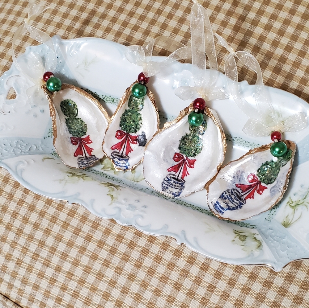 Handcrafted Oyster Topiary Ornament 🐚 🌲